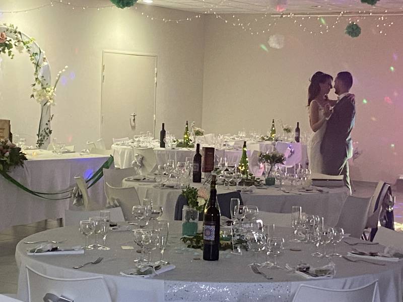 Salle de réception L'Arquet pour événements privés ou professionnels avec traiteur à Martigues - La Couronne